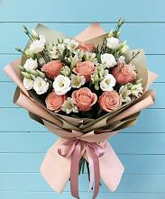 Букет цветов из:  Розы, Альстромерии и Лизиантусы в Золотарёвке