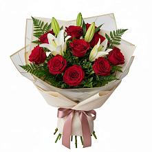 Букет цветов из:  Лилии и Розы в Золотарёвке
