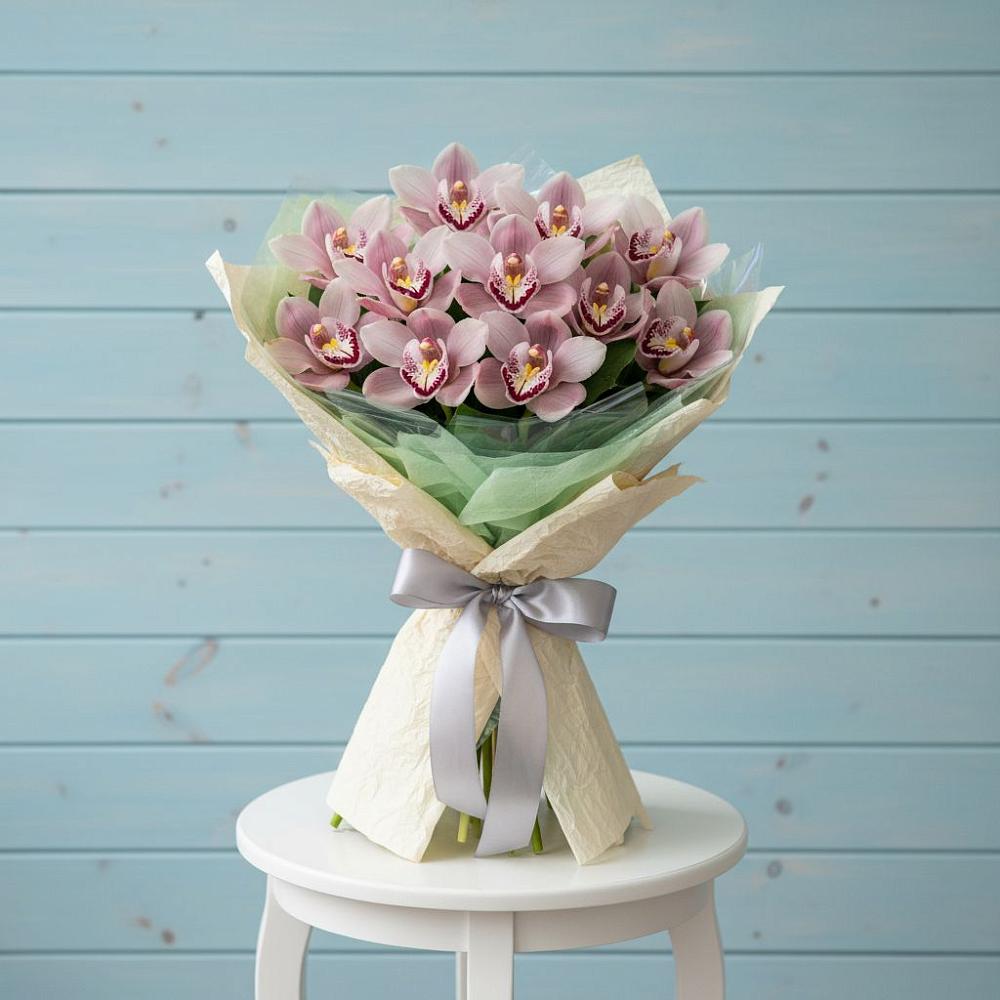 Букет цветов из: Орхидеи и Розы в Золотарёвке