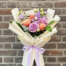 Букет цветов из:  Лизиантусы и Розы в Золотарёвке