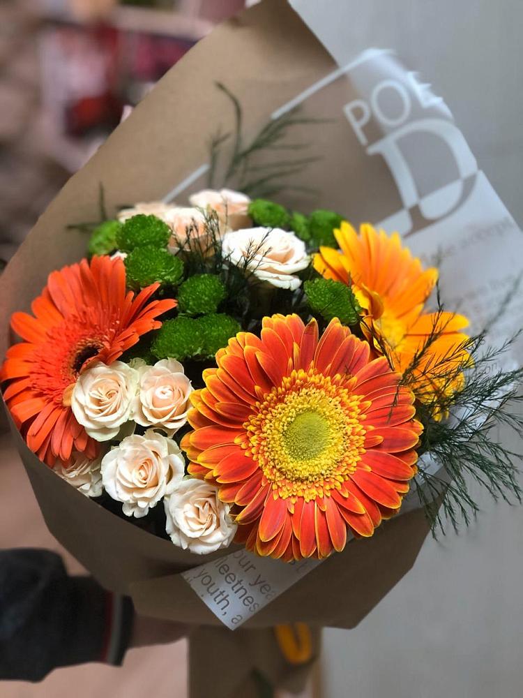 Букет цветов из: Герберы, Хризантемы и Розы в Золотарёвке