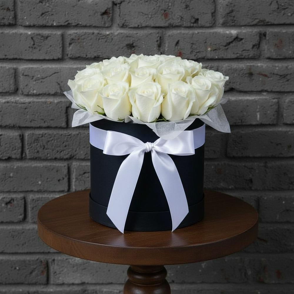 Цветочная композиция из Розы в шляпной коробке в Золотарёвке