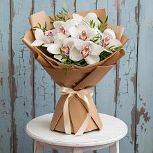 Букет цветов из:  Орхидеи и Розы #REPLACE_PRED# Золотарёвке